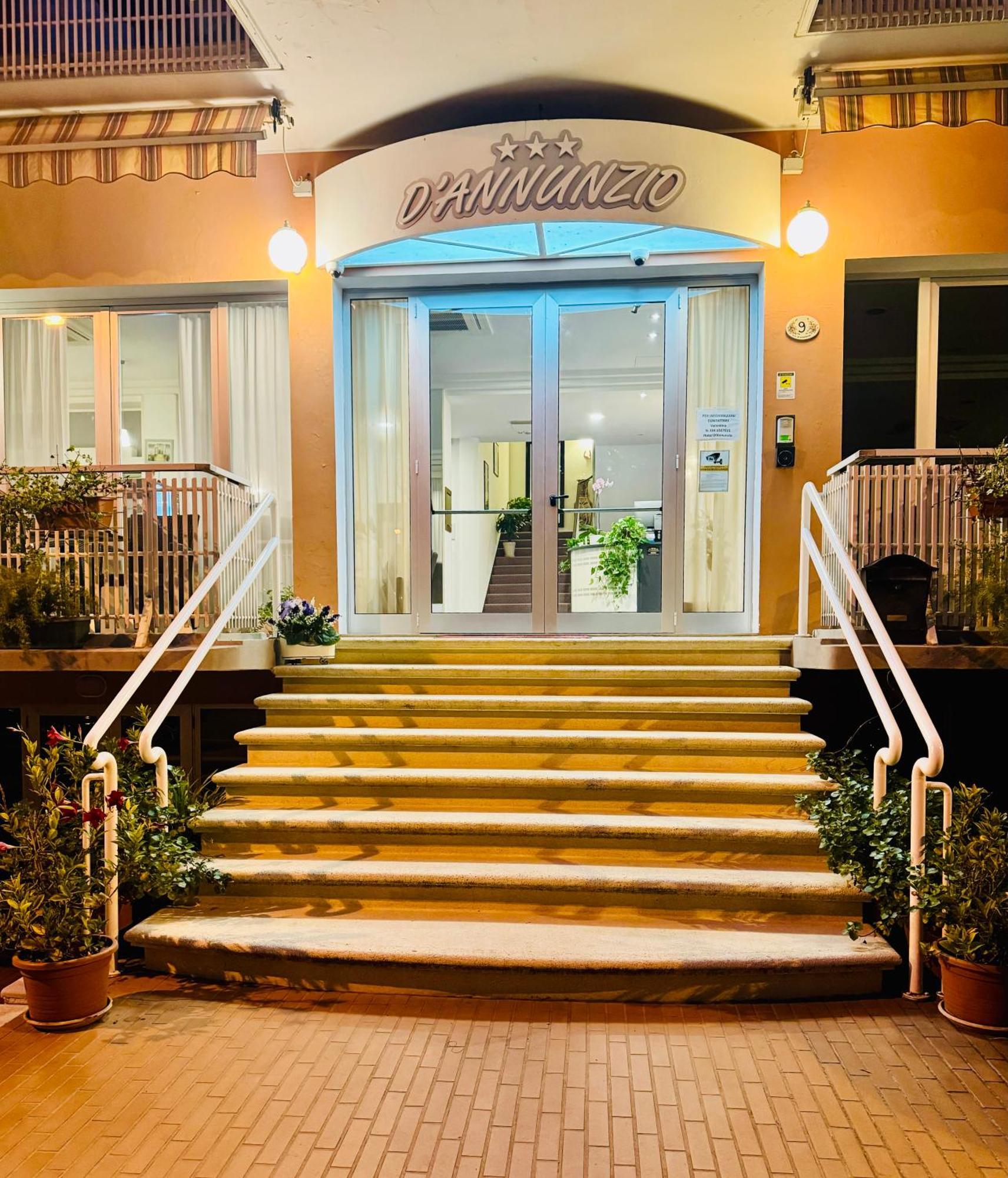 Hotel D'Annunzio Cattolica Buitenkant foto